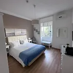 Arcada House 3*