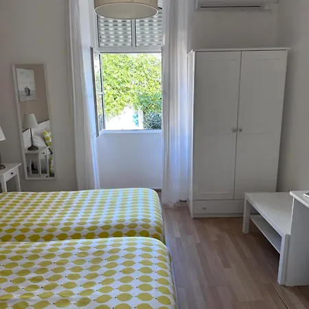 Bed and breakfast Arcada House